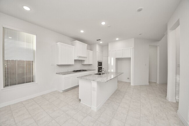 Building Photo - 6707 Regatta Park Ln