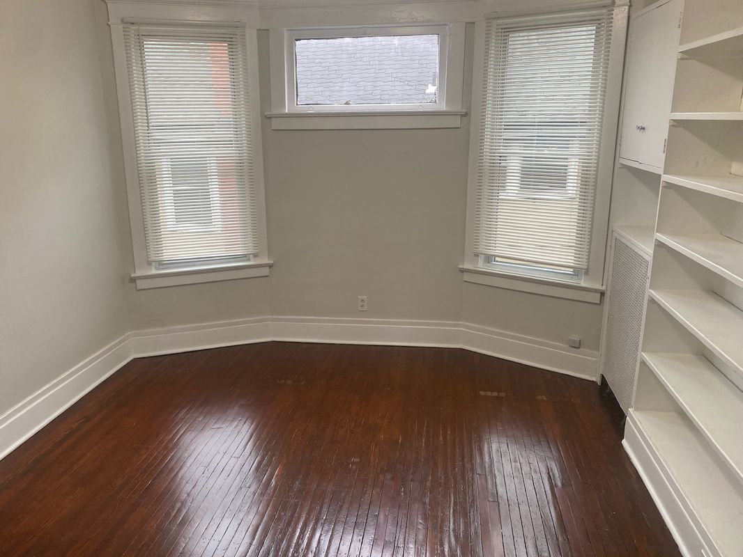 Building Photo - 140 Elmwood Ave