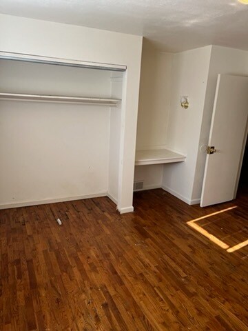 Master Bed - 9969 Sloane Sq