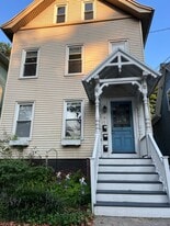 Building Photo - 19 Anderson St