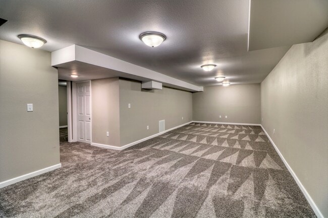 Building Photo - 1817 14th St S