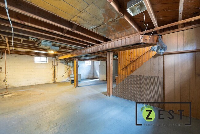 Building Photo - 2 BED 1 BATH SINGLE FAMILY HOME OPEN HOUSE...