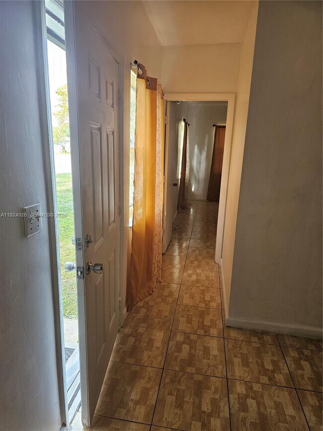 Building Photo - 150 NW 122nd St