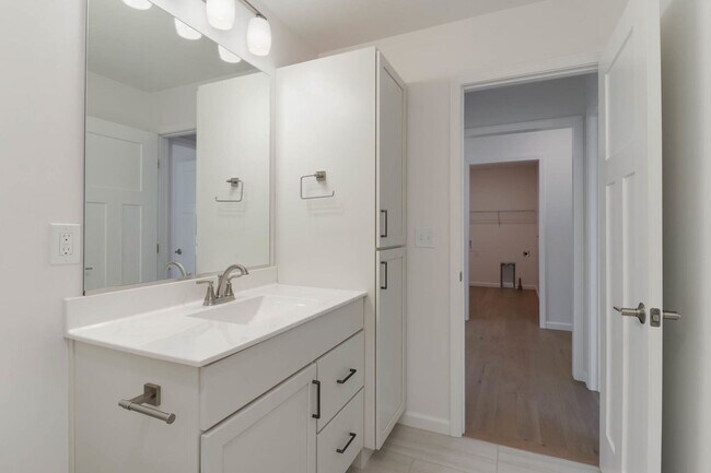Building Photo - 2503 Treeline Drive