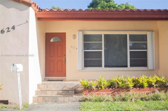 Building Photo - 624 Westward Dr