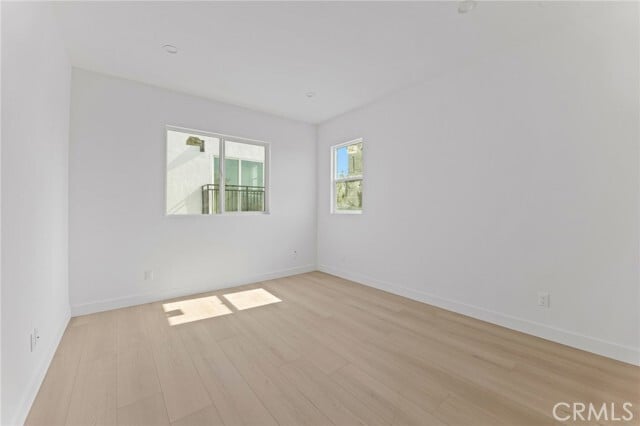 Building Photo - 4511 Rosewood Ave