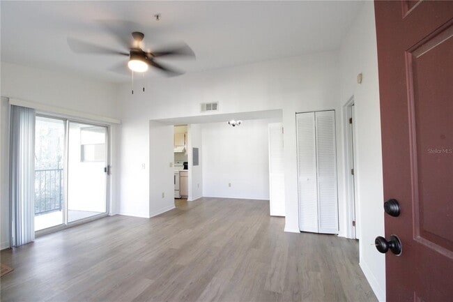 Building Photo - 2360 SW Archer Rd