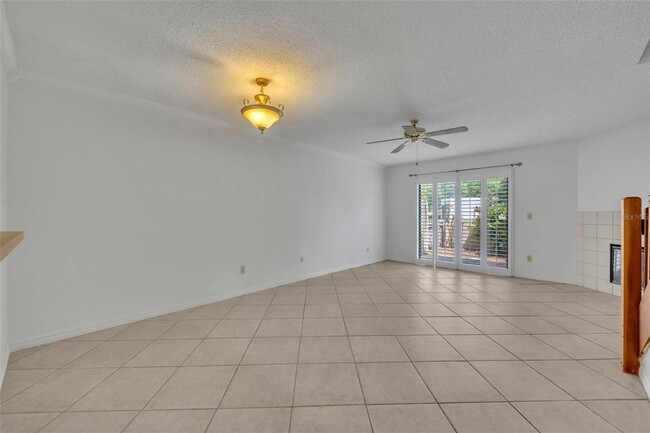 Building Photo - Great Winter Park Townhome