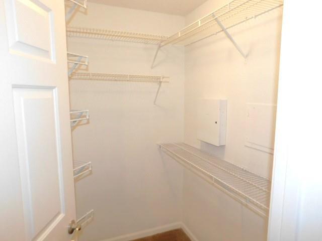 Building Photo - 5559 Glenridge Dr
