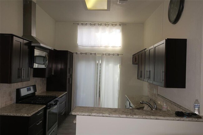 Building Photo - 12719 Ashford Brook Dr