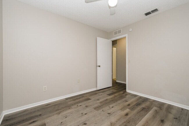 Building Photo - 8613 White Springs Dr