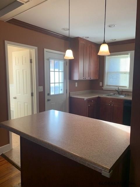 Building Photo - 56 Menands Rd