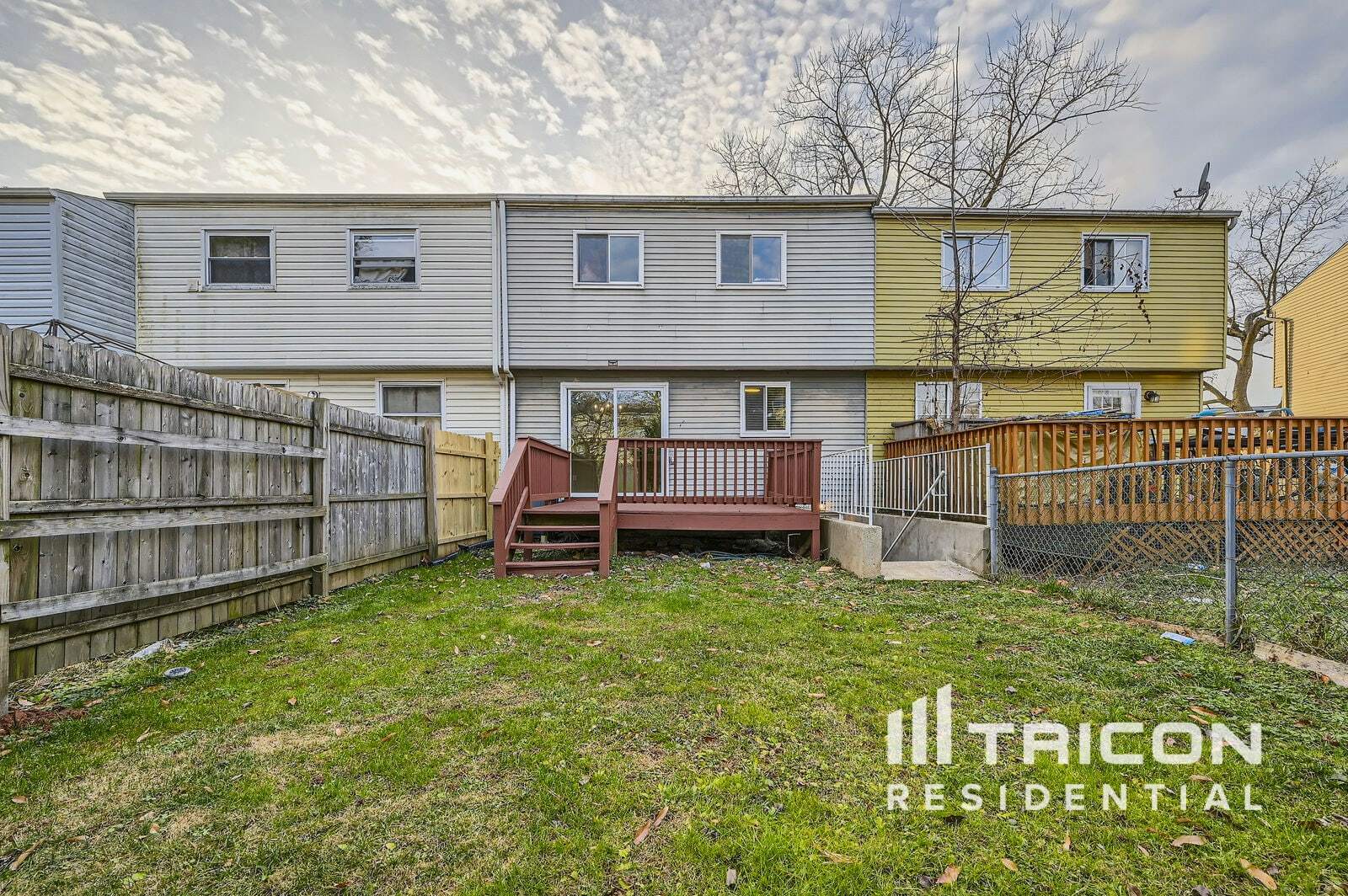 Building Photo - 12345 Bonfire Dr