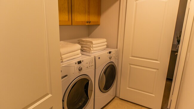 Building Photo - 53220 Avenida Navarro