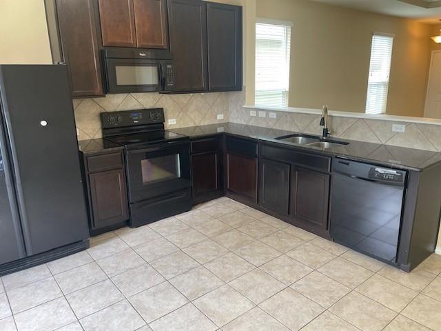 Building Photo - 5725 Knoll Pines Pass