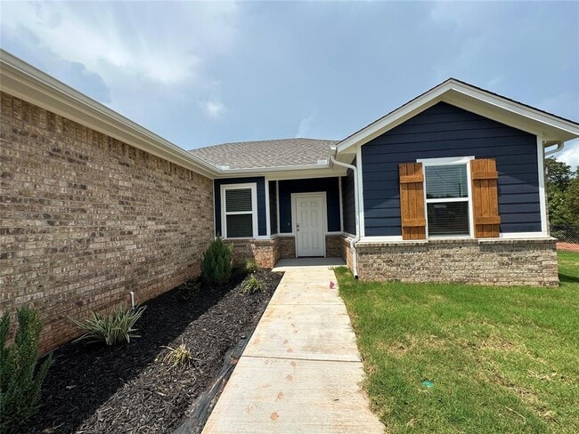 Building Photo - 17010 Lantana Lp