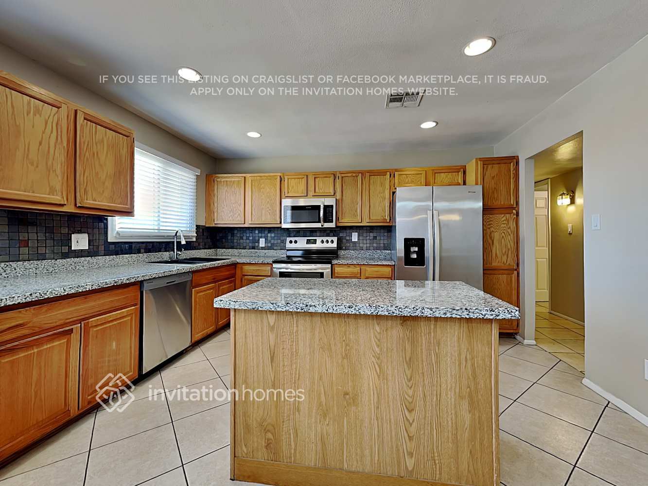 Building Photo - 7818 W Fairmount Ave