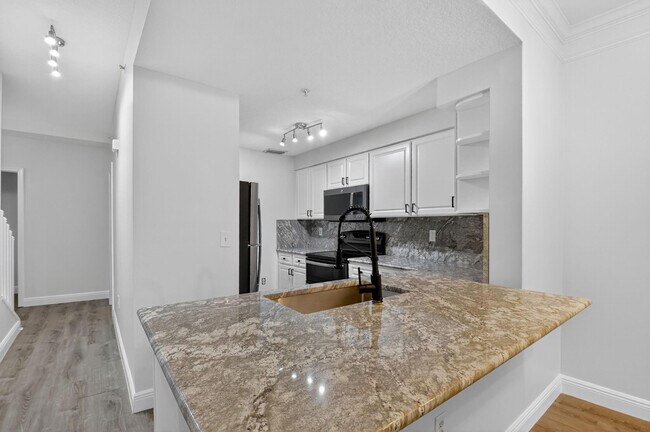 Building Photo - 2032 Alta Meadows Ln