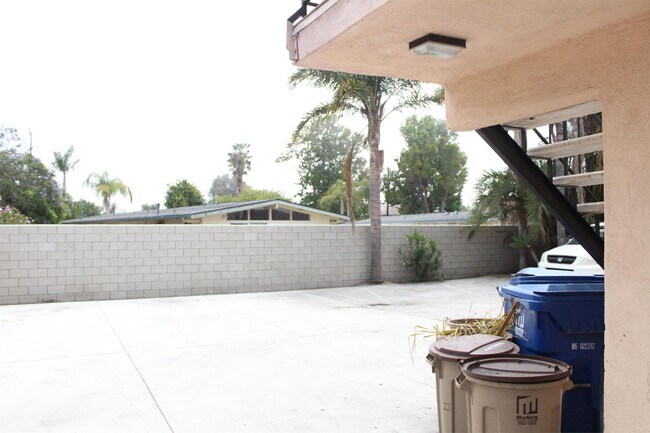 Building Photo - 6657 Sueno Rd