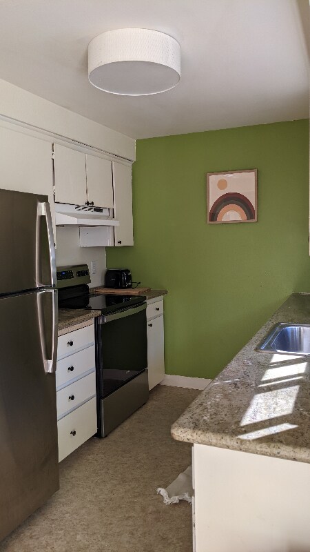 Building Photo - 1524 NE Junior St