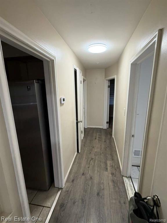 Building Photo - 6835 Rosemont Ave