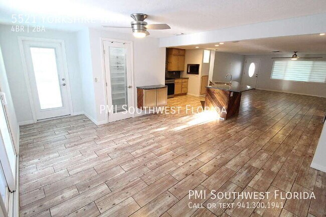 Building Photo - 5521 Yorkshire Way