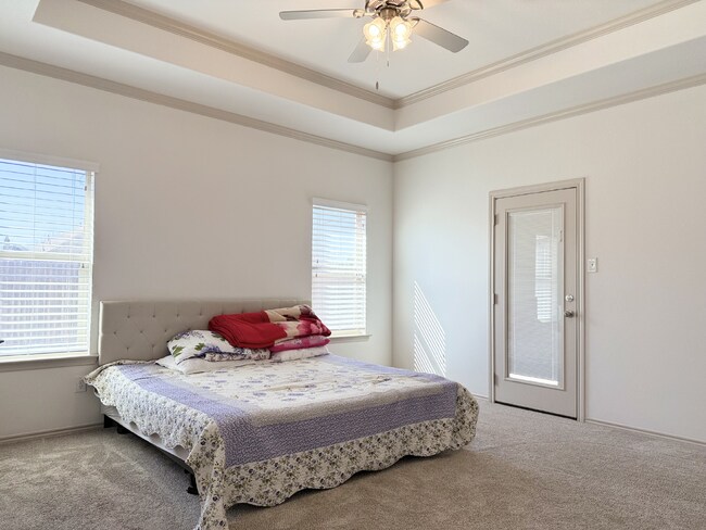Building Photo - South Lubbock Home with Open Layout, Fireplace & Covered Patio
