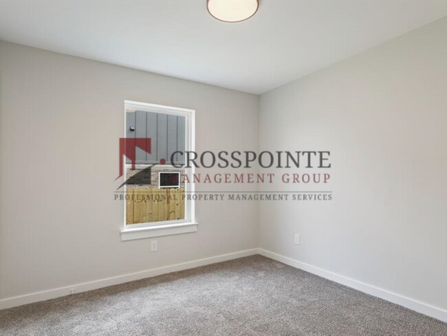 Building Photo - Beautiful and Spacious 3-Bedroom, 2-Bath Rental Home with Modern Finishes