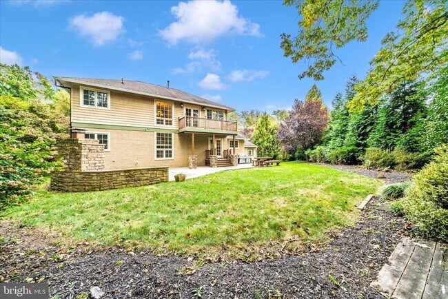 Building Photo - 1925 Pagebrook Rd