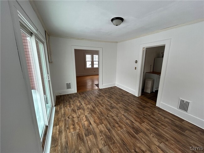 Building Photo - 110 Homewood Dr