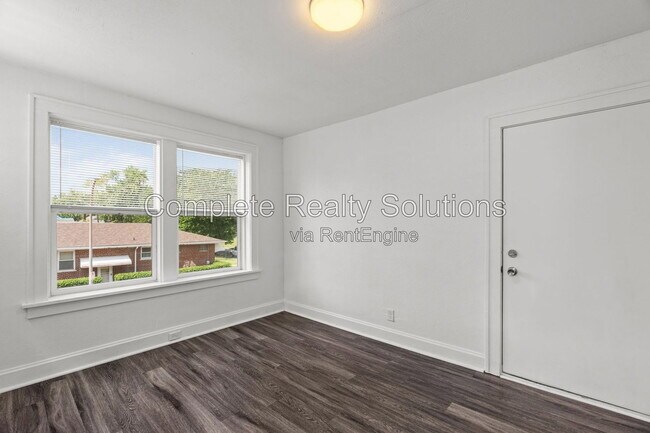 Building Photo - 119 Eichelberger St