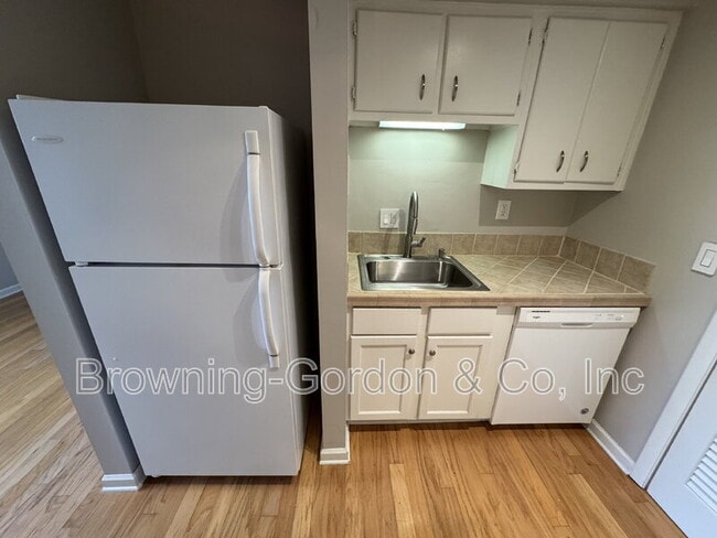 Building Photo - 363 Summit Ridge Cir