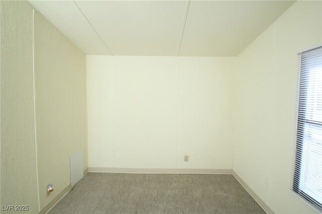 Building Photo - 5964 Shenandoah Ave