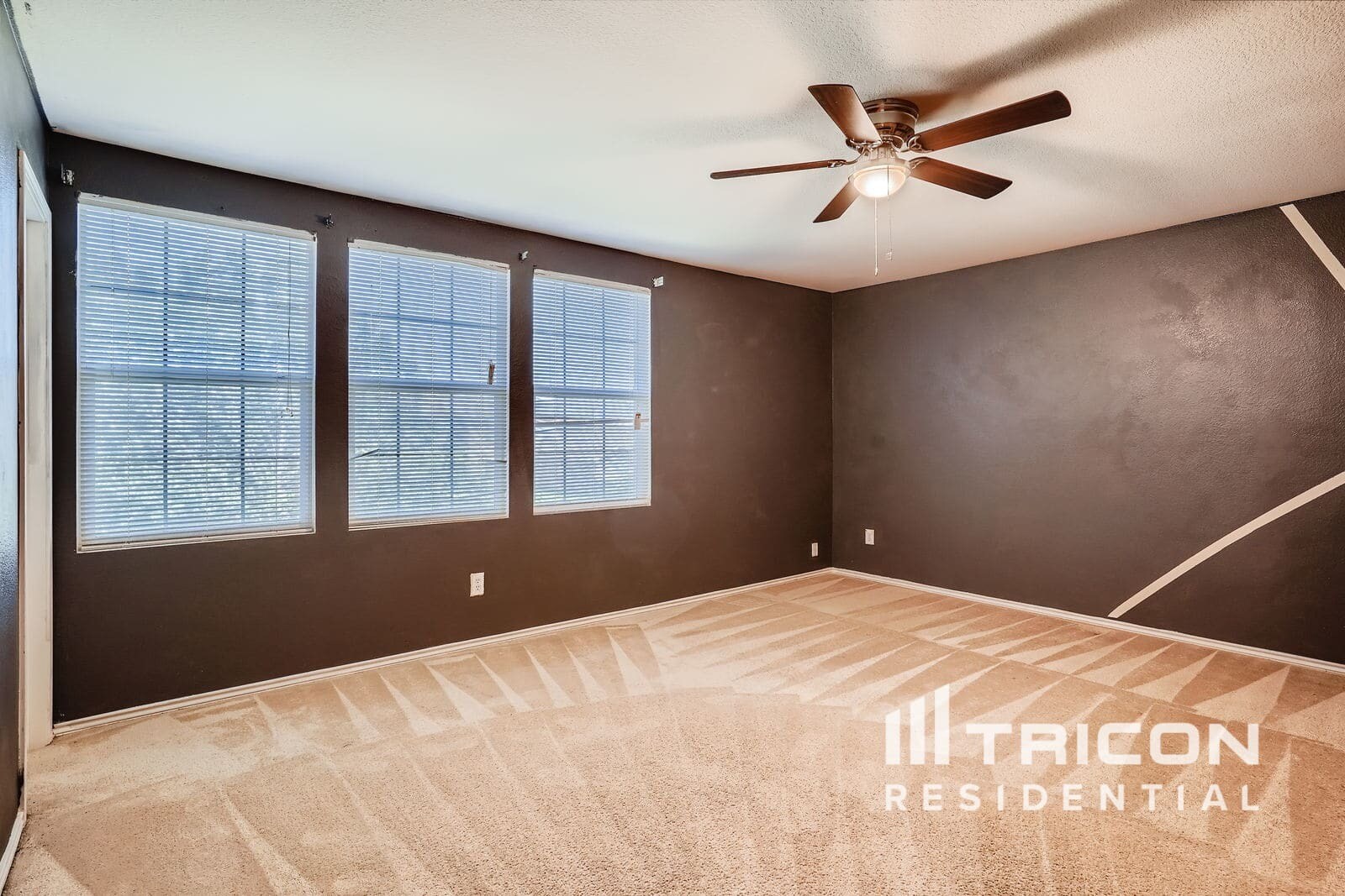 Building Photo - 1028 Badger Run