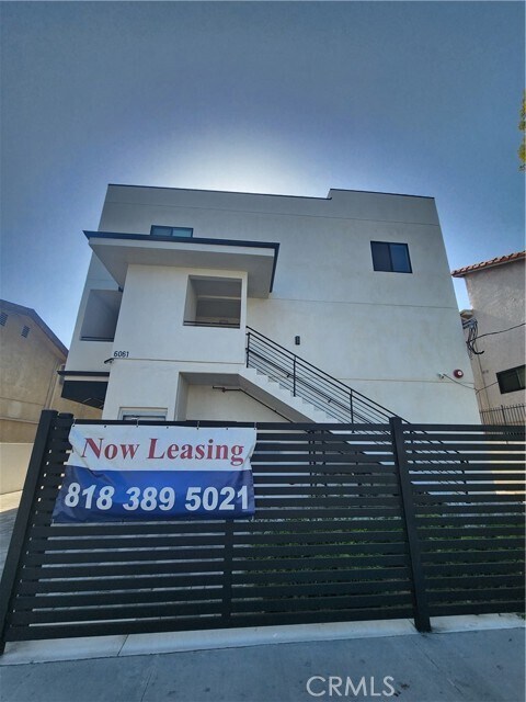 Building Photo - 6061 Fulton Ave