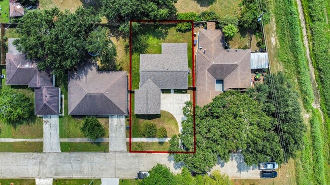 Building Photo - 14235 Rosetta Dr