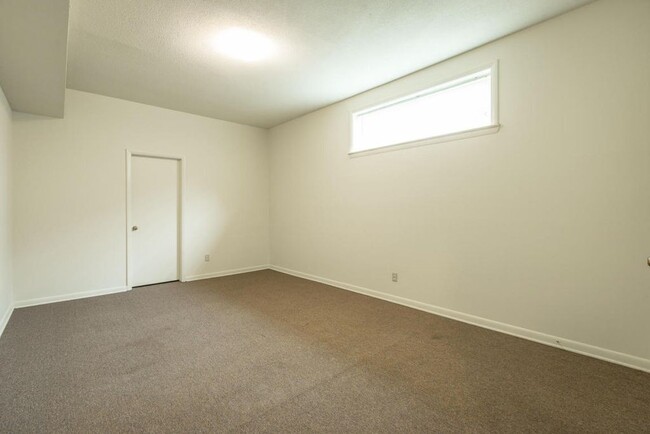 Building Photo - 3408 Gail Dr
