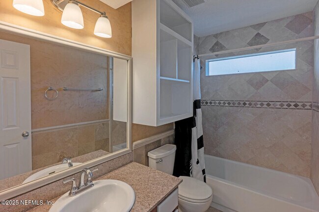 Building Photo - 2958 Lantana Lakes Dr E