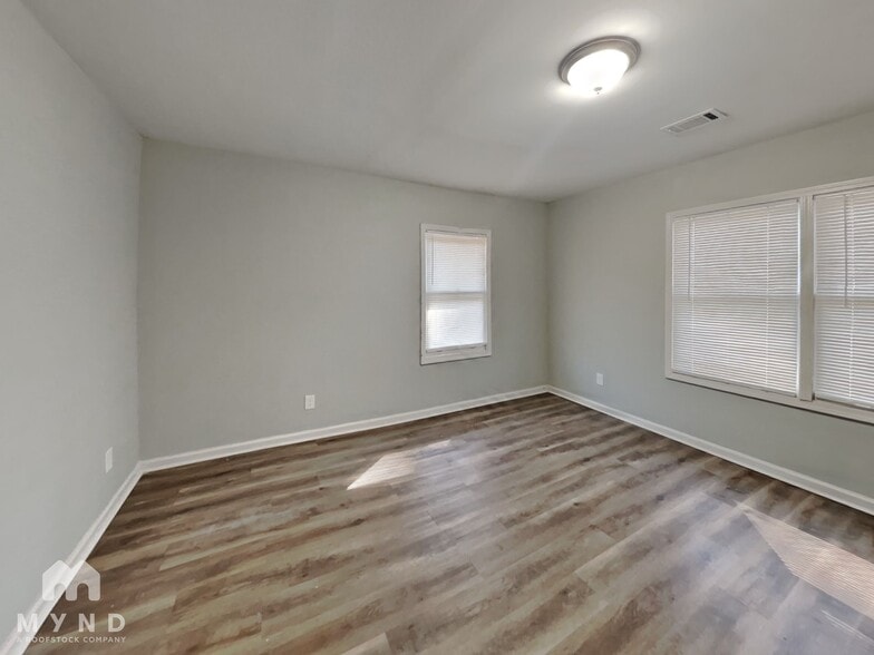 Building Photo - 4537 Puckett St