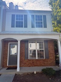 Building Photo - 279 Devonshire Dr