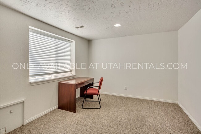 Building Photo - 1343 S 1370 E