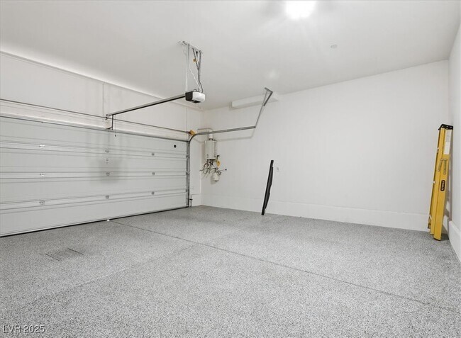 Building Photo - 6270 Cappadocia St