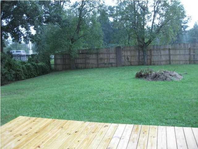 Building Photo - 9801 Trailwood Dr S