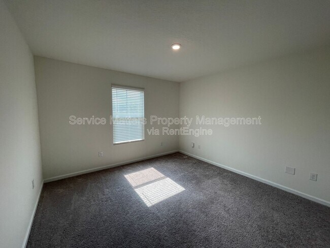 Building Photo - 4356 Jitterbug St