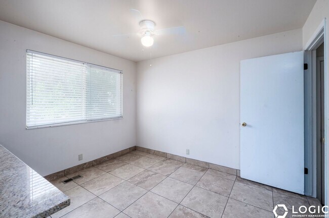 Building Photo - 3377 S 2410 E