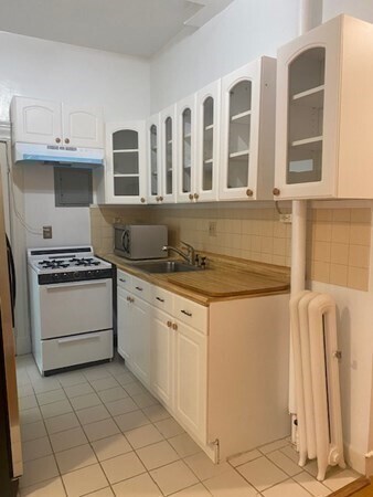 Primary Photo - 65 Park Dr