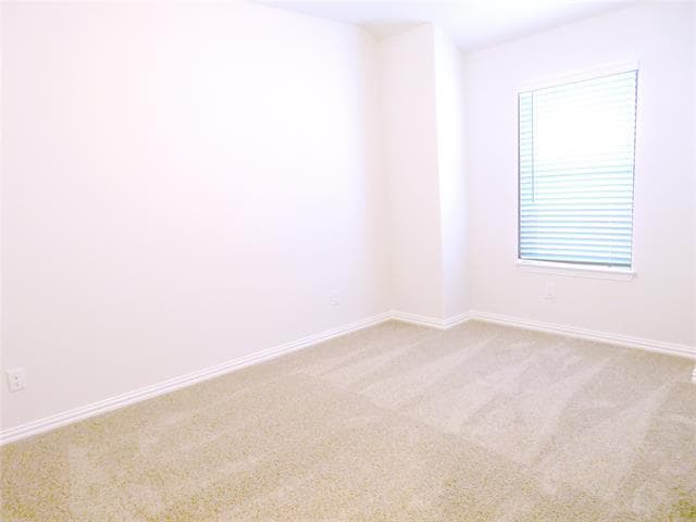 Building Photo - 5404 Locke Dr