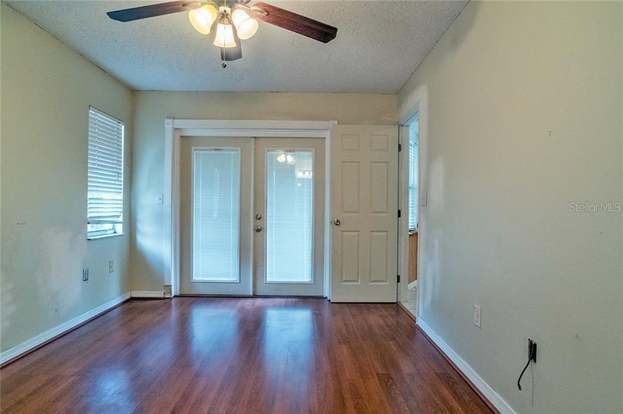 Building Photo - 5010 Larch Ln