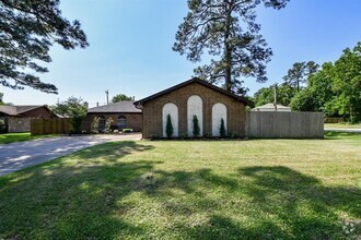 Building Photo - 1747 Burning Tree Rd