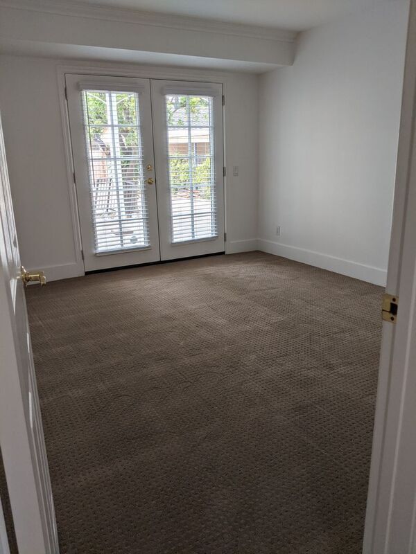 Building Photo - 8204 Calmada Ave